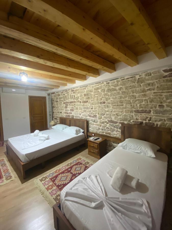 Guest House Ani จีโรคาสเตอร์ ภายนอก รูปภาพ
