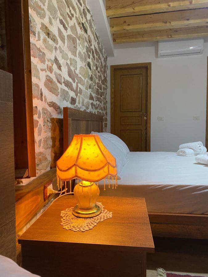 Guest House Ani จีโรคาสเตอร์ ภายนอก รูปภาพ